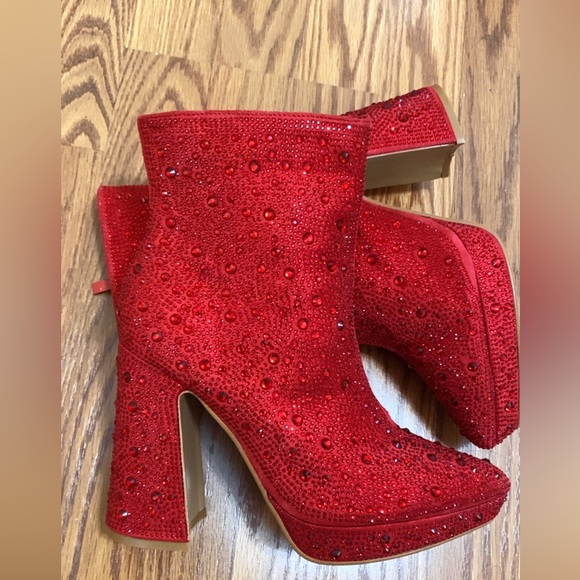 Rocket Red rhinestone bootie - Picture 6 of 6